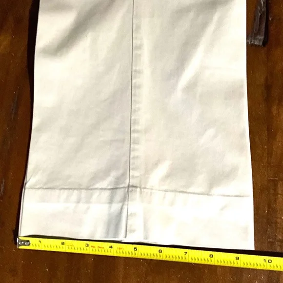 Massimo Beige Flat Front Capris Size 6 - Picture 11 of 11